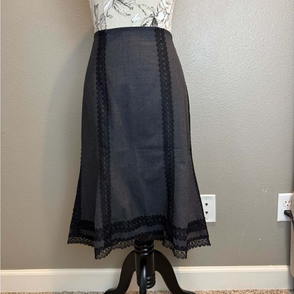Elegant Black Lace Trim Tulip Skirt